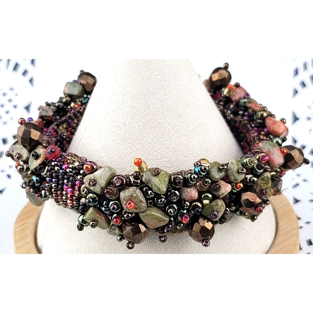 Chunky Tumbled Jasper Chip Iridized Pink Black Purple Micro Bead 7" Bracelet - Picture 3 of 12